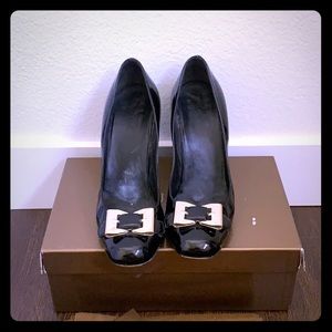 Authentic Gucci patent black heels size 9